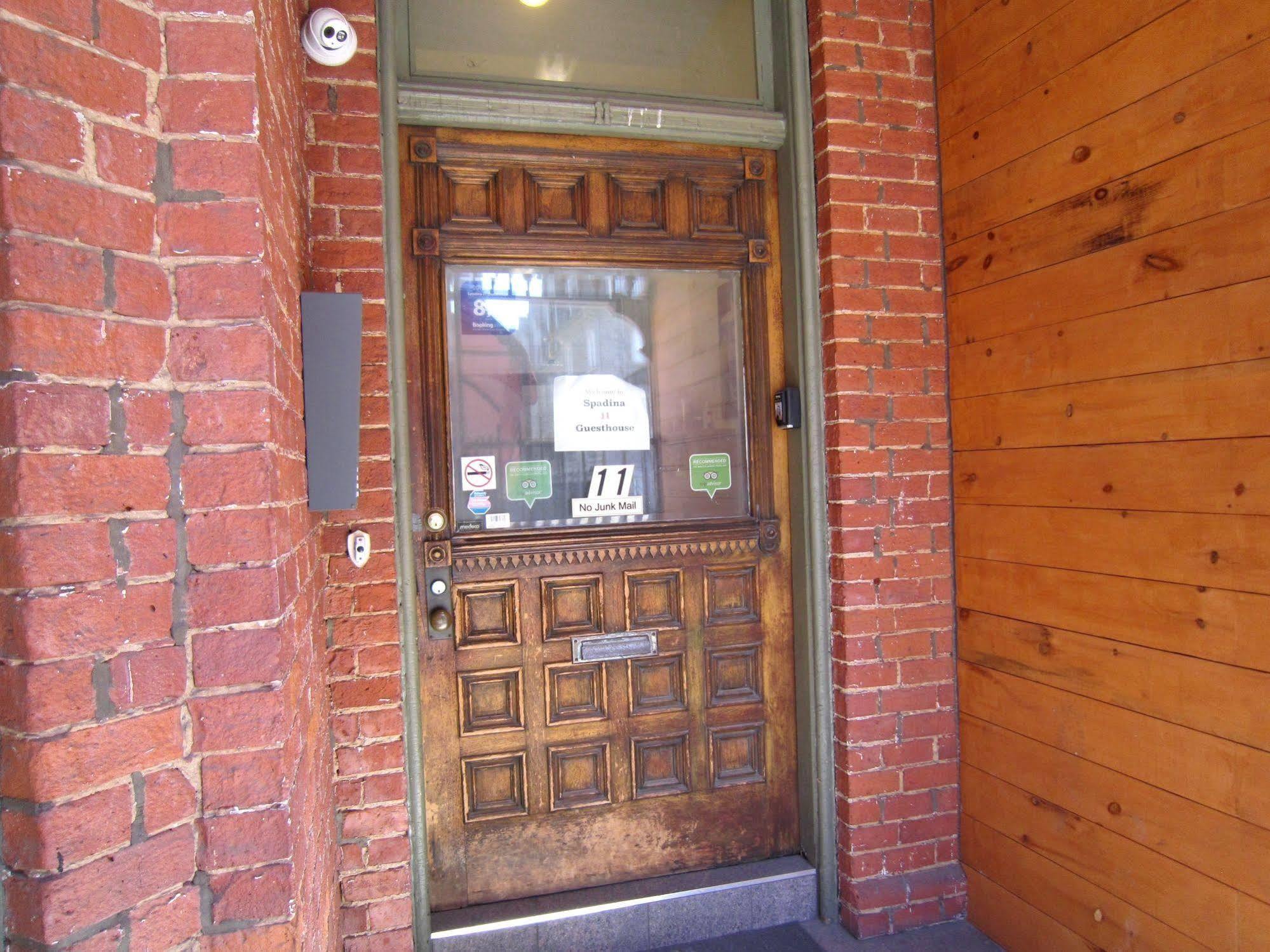 Spadina 11 Guesthouse Toronto Exterior foto